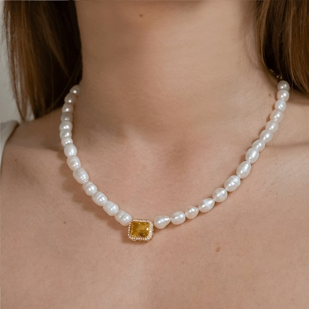 Outlet Luna Pearl Necklace