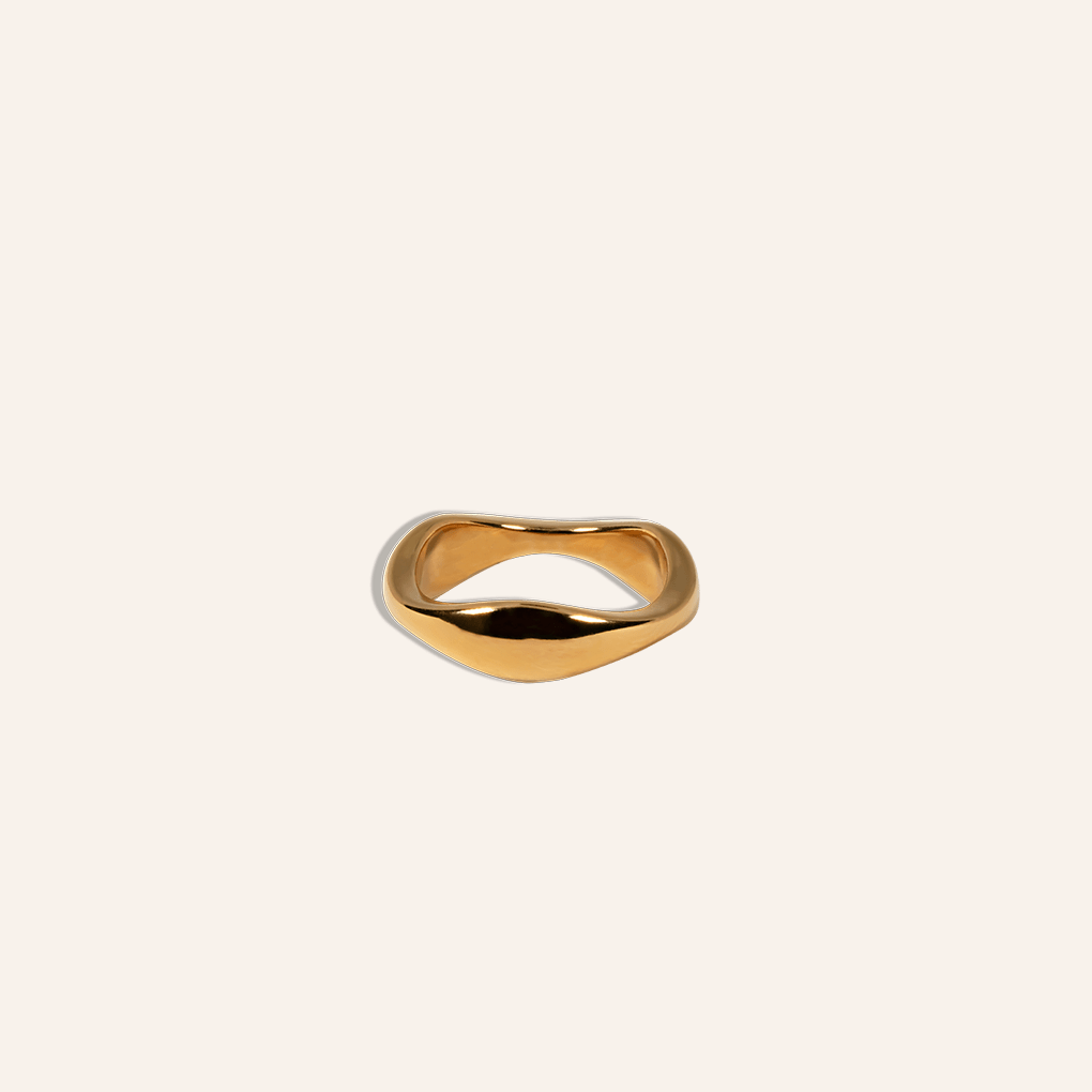 wavy ring side view
